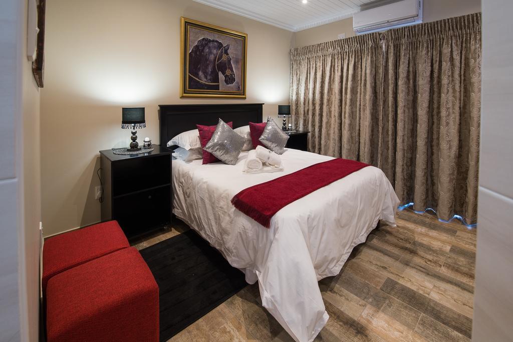 Kings Halt Hotel Bloemfontein Kültér fotó